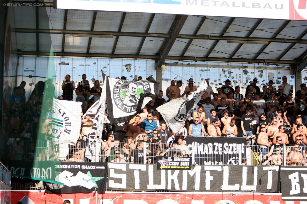 Ried - Sturm Graz
Oesterreichische Fussball Bundesliga, 2. Runde, SV Ried - SK Sturm Graz, Arena Ried, 15.05.2016. 

Foto zeigt Fans von Sturm
