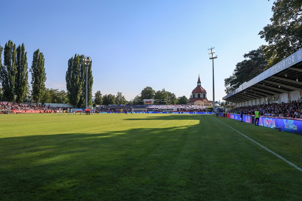 Kremser SC - Sturm Graz
OEFB Cup, 1. Runde, Kremser SC - SK Sturm Graz, Sepp-Doll-Stadion Krems, 27.07.2024. 

Foto zeigt Fans von Sturm mit einer Choreografie
