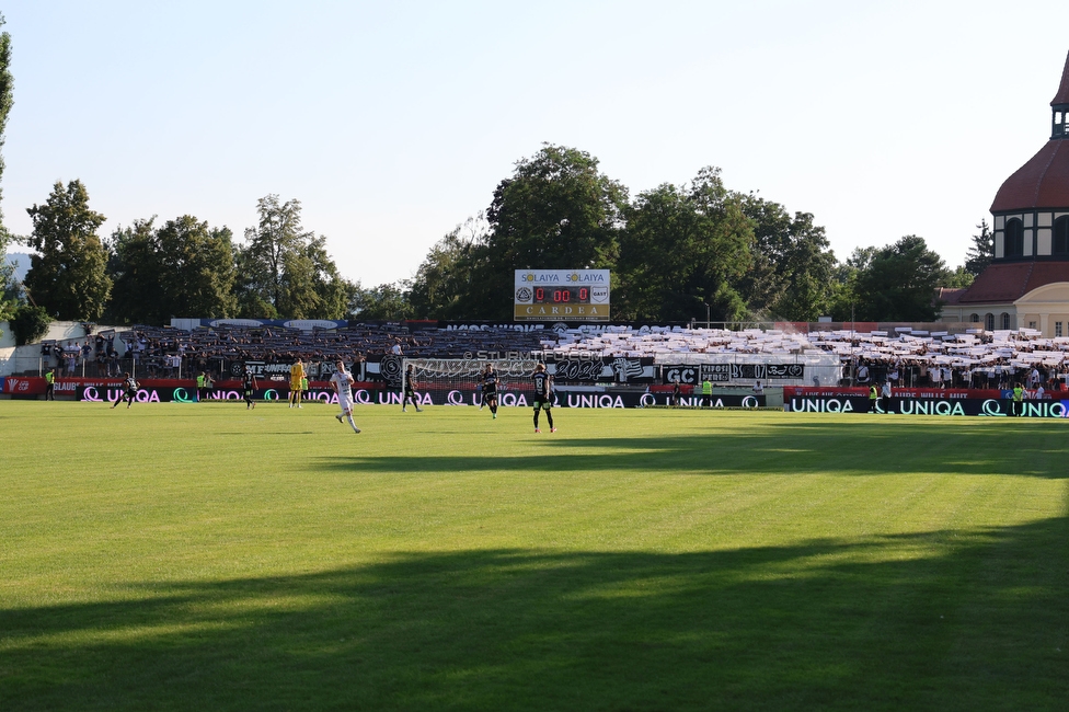 Kremser SC - Sturm Graz
OEFB Cup, 1. Runde, Kremser SC - SK Sturm Graz, Sepp-Doll-Stadion Krems, 27.07.2024. 

Foto zeigt Fans von Sturm mit einer Choreografie
