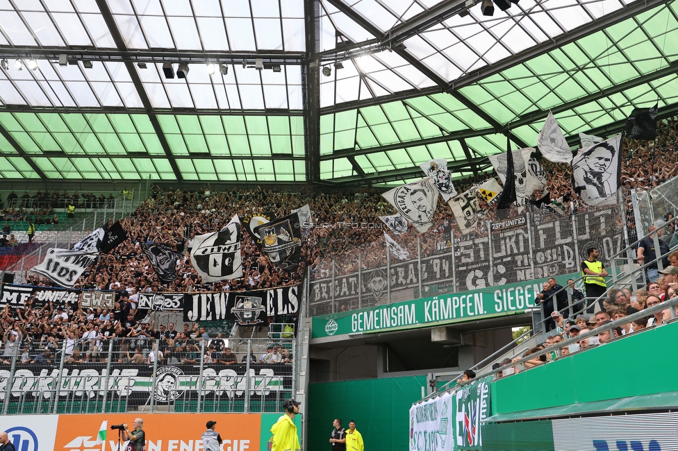 Rapid Wien - Sturm Graz
Oesterreichische Fussball Bundesliga, 1. Runde, SK Rapid Wien - SK Sturm Graz, Weststadion Wien, 04.08.2024. 

Foto zeigt Fans von Sturm
