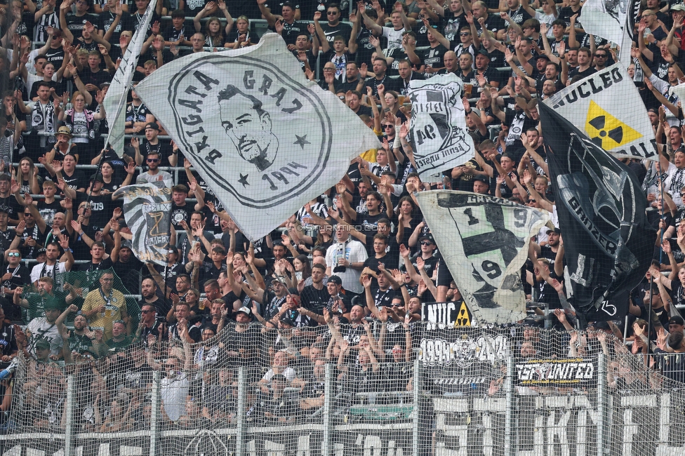 Rapid Wien - Sturm Graz
Oesterreichische Fussball Bundesliga, 1. Runde, SK Rapid Wien - SK Sturm Graz, Weststadion Wien, 04.08.2024. 

Foto zeigt Fans von Sturm
