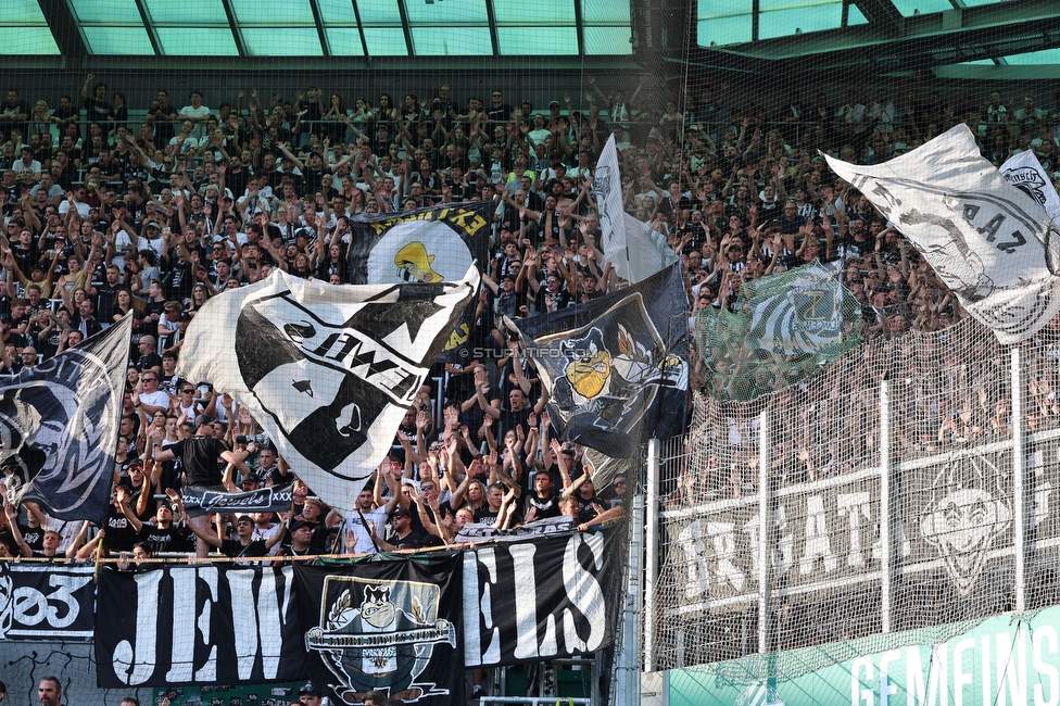 Rapid Wien - Sturm Graz
Oesterreichische Fussball Bundesliga, 1. Runde, SK Rapid Wien - SK Sturm Graz, Weststadion Wien, 04.08.2024. 

Foto zeigt Fans von Sturm
Schlüsselwörter: jewels