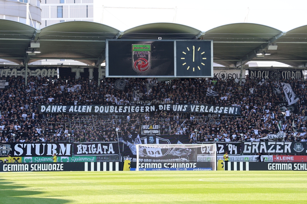 Sturm Graz - Hartberg
Oesterreichische Fussball Bundesliga, 2. Runde, SK Sturm Graz - TSV Hartberg, Stadion Liebenau Graz, 11.08.2024. 

Foto zeigt Fans von Sturm mit einem Spruchband
