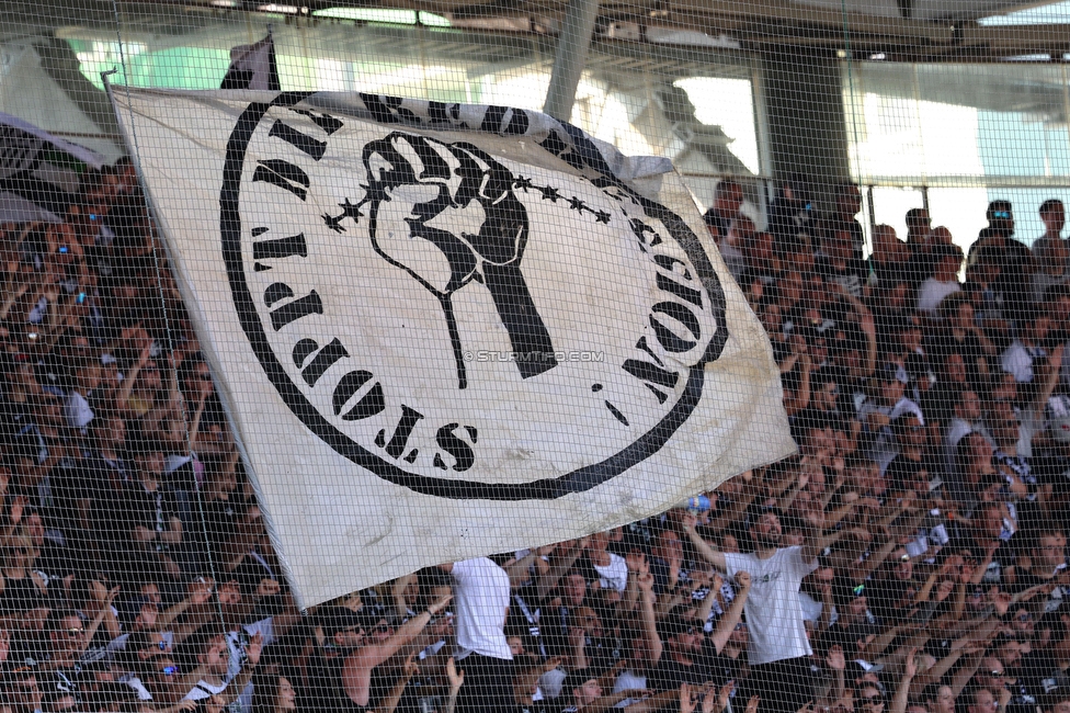 Sturm Graz - Hartberg
Oesterreichische Fussball Bundesliga, 2. Runde, SK Sturm Graz - TSV Hartberg, Stadion Liebenau Graz, 11.08.2024. 

Foto zeigt Fans von Sturm
Schlüsselwörter: repression