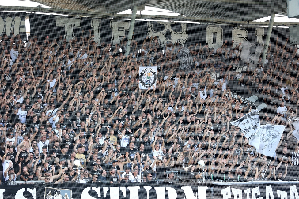 Sturm Graz - Hartberg
Oesterreichische Fussball Bundesliga, 2. Runde, SK Sturm Graz - TSV Hartberg, Stadion Liebenau Graz, 11.08.2024. 

Foto zeigt Fans von Sturm
Schlüsselwörter: jewels