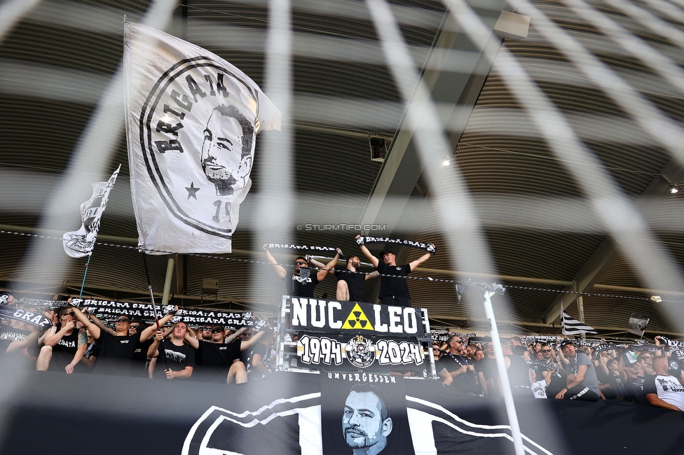 Sturm Graz - Hartberg
Oesterreichische Fussball Bundesliga, 2. Runde, SK Sturm Graz - TSV Hartberg, Stadion Liebenau Graz, 11.08.2024. 

Foto zeigt Fans von Sturm
Schlüsselwörter: brigata schals