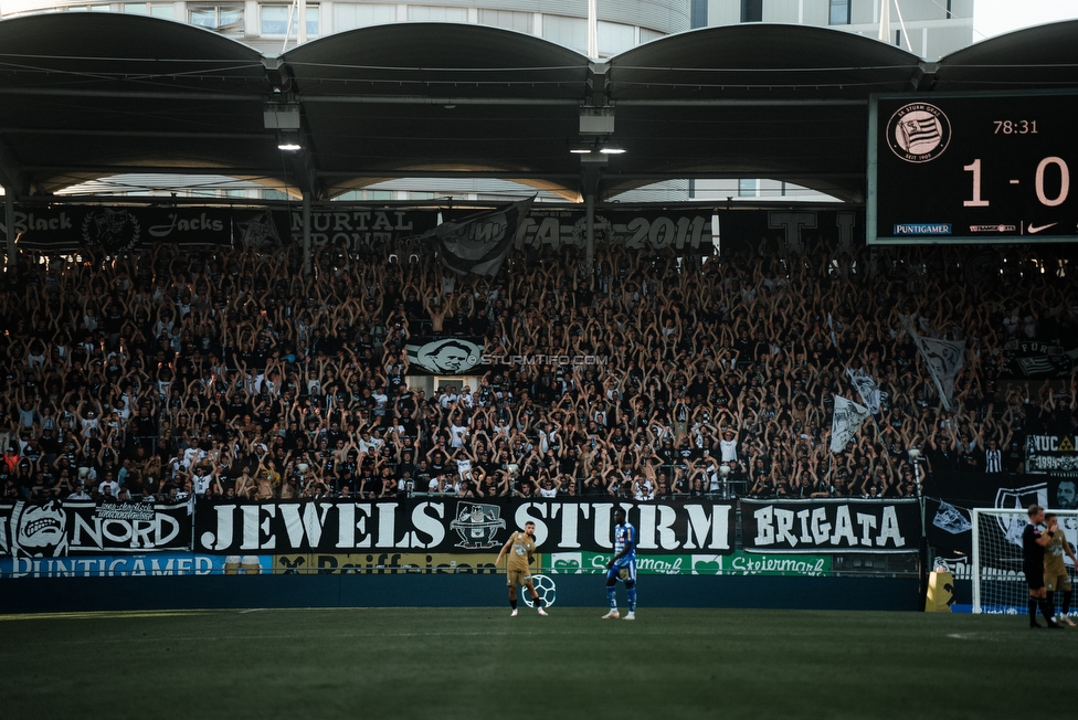 Sturm Graz - Hartberg
Oesterreichische Fussball Bundesliga, 2. Runde, SK Sturm Graz - TSV Hartberg, Stadion Liebenau Graz, 11.08.2024. 

Foto zeigt Fans von Sturm
Schlüsselwörter: jewels