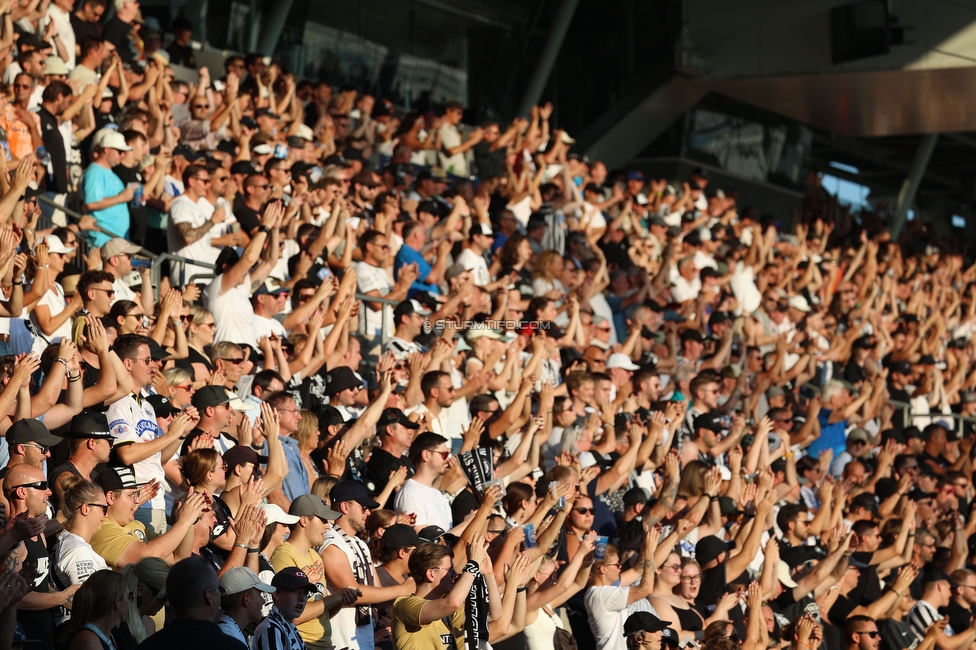 Sturm Graz - Hartberg
Oesterreichische Fussball Bundesliga, 2. Runde, SK Sturm Graz - TSV Hartberg, Stadion Liebenau Graz, 11.08.2024. 

Foto zeigt Fans von Sturm
