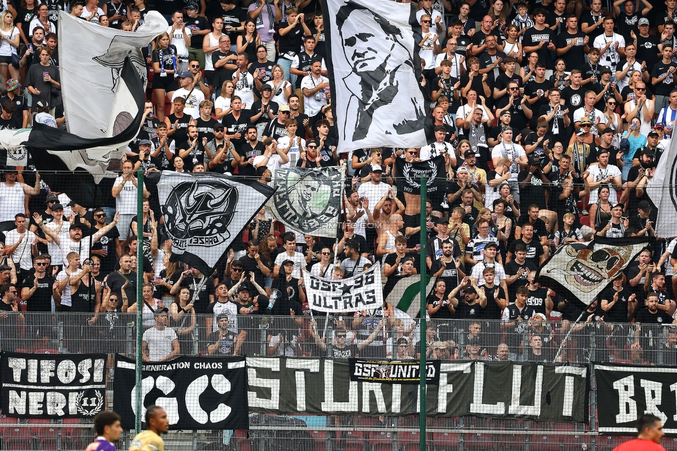 Klagenfurt - Sturm Graz
Oesterreichische Fussball Bundesliga, 3. Runde, SK Austria Klagenfurt - SK Sturm Graz,  Woerthersee Stadion Klagenfurt, 17.08.2024. 

Foto zeigt Fans von Sturm
