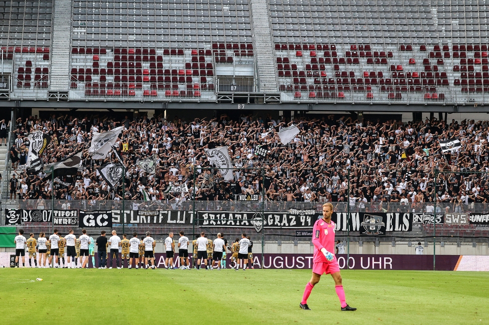 Klagenfurt - Sturm Graz
Oesterreichische Fussball Bundesliga, 3. Runde, SK Austria Klagenfurt - SK Sturm Graz,  Woerthersee Stadion Klagenfurt, 17.08.2024. 

Foto zeigt Fans von Sturm
