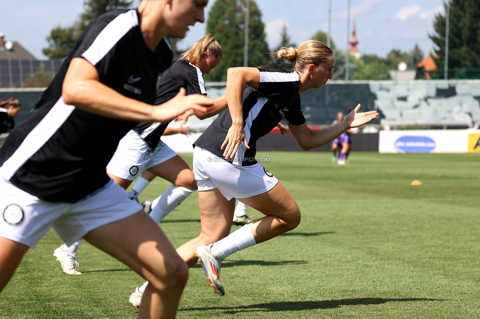 Sturm Damen - Austria Wien
OEFB Frauen Bundesliga, 2. Runde, SK Sturm Graz Damen - FK Austria Wien, Trainingszentrum Messendorf, 18.08.2024. 

Foto zeigt Modesta Uka (Sturm Damen)
