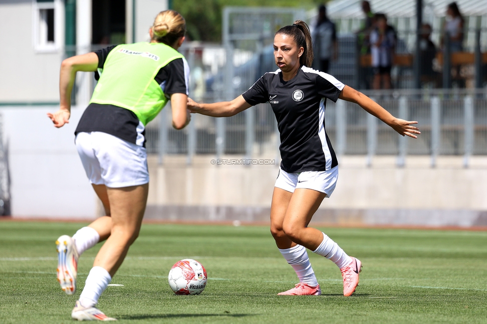 Sturm Damen - Austria Wien
OEFB Frauen Bundesliga, 2. Runde, SK Sturm Graz Damen - FK Austria Wien, Trainingszentrum Messendorf, 18.08.2024. 

Foto zeigt Ruzika Krajinovic (Sturm Damen)
