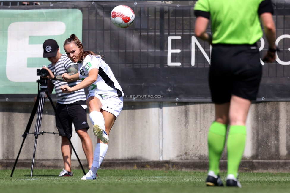 Sturm Damen - Austria Wien
OEFB Frauen Bundesliga, 2. Runde, SK Sturm Graz Damen - FK Austria Wien, Trainingszentrum Messendorf, 18.08.2024. 

Foto zeigt Julia Keutz (Sturm Damen)
