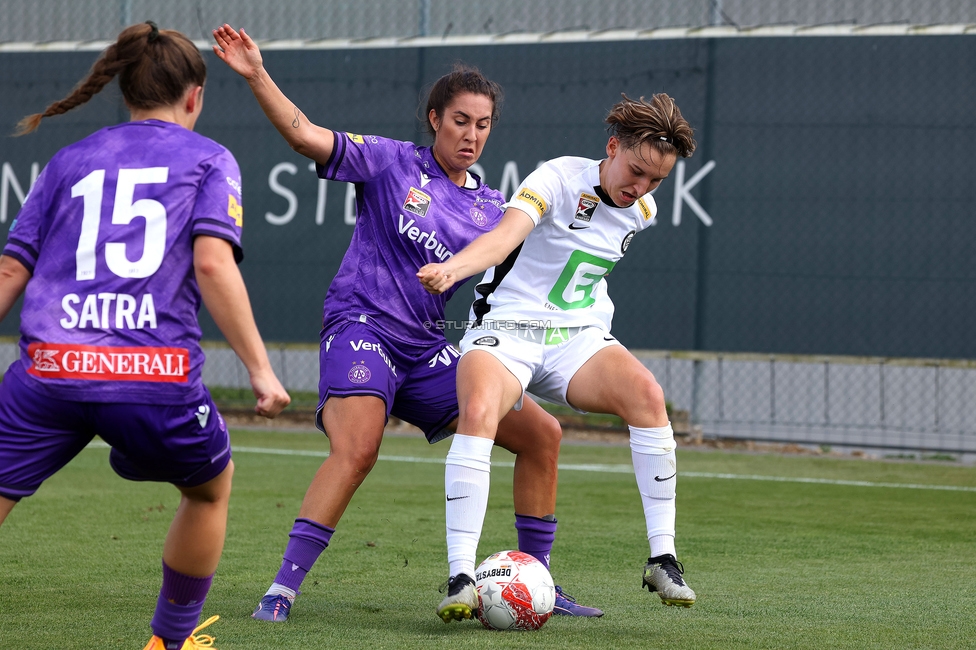 Sturm Damen - Austria Wien
OEFB Frauen Bundesliga, 2. Runde, SK Sturm Graz Damen - FK Austria Wien, Trainingszentrum Messendorf, 18.08.2024. 

Foto zeigt Pauline Deutsch (Sturm Damen)
