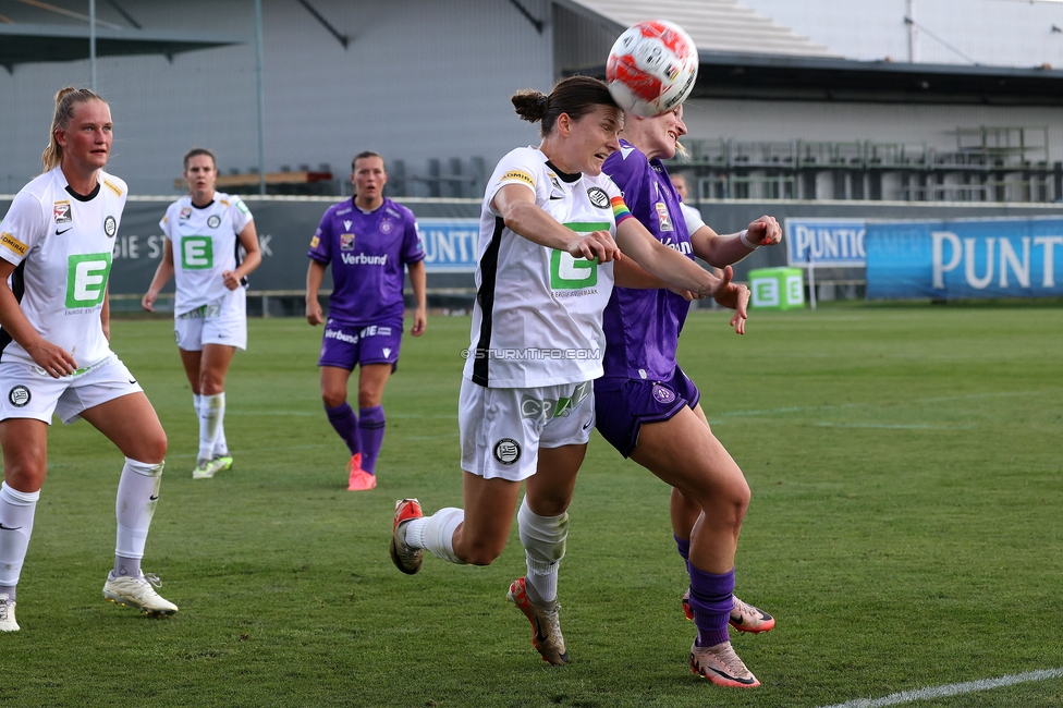 Sturm Damen - Austria Wien
OEFB Frauen Bundesliga, 2. Runde, SK Sturm Graz Damen - FK Austria Wien, Trainingszentrum Messendorf, 18.08.2024. 

Foto zeigt Sophie Maierhofer (Sturm Damen)
