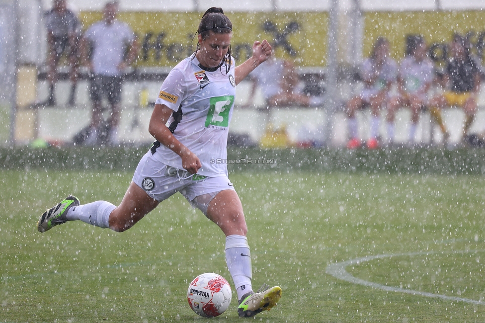 Sturm Damen - Austria Wien
OEFB Frauen Bundesliga, 2. Runde, SK Sturm Graz Damen - FK Austria Wien, Trainingszentrum Messendorf, 18.08.2024. 

Foto zeigt Laura Riesenbeck (Sturm Damen)
