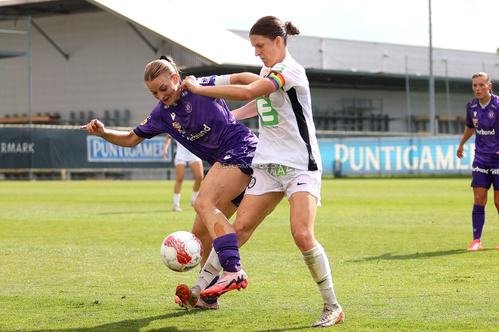 Sturm Damen - Austria Wien
OEFB Frauen Bundesliga, 2. Runde, SK Sturm Graz Damen - FK Austria Wien, Trainingszentrum Messendorf, 18.08.2024. 

Foto zeigt Sophie Maierhofer (Sturm Damen)
