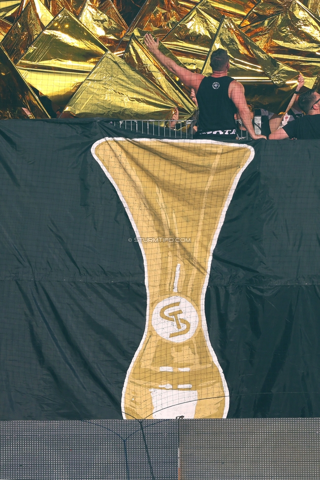 Ried - Sturm Graz
OEFB Cup, 2. Runde, SV Ried - SK Sturm Graz, Innviertel Arena Ried, 28.08.2024. 

Foto zeigt Fans von Sturm mit einer Choreografie
