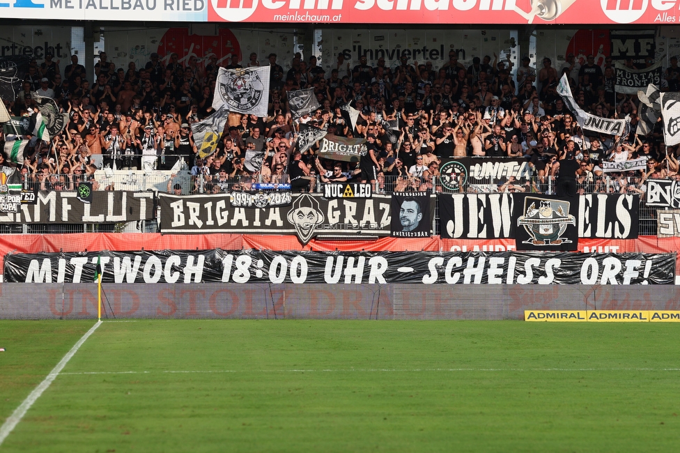 Ried - Sturm Graz
OEFB Cup, 2. Runde, SV Ried - SK Sturm Graz, Innviertel Arena Ried, 28.08.2024. 

Foto zeigt Fans von Sturm mit einem Spruchband
