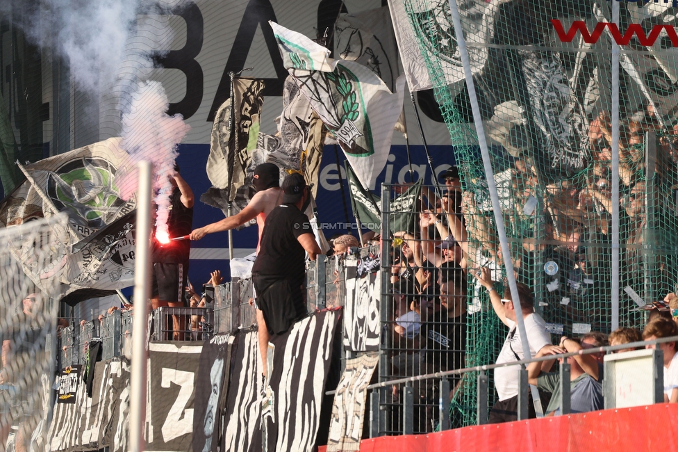 Ried - Sturm Graz
OEFB Cup, 2. Runde, SV Ried - SK Sturm Graz, Innviertel Arena Ried, 28.08.2024. 

Foto zeigt Fans von Sturm
