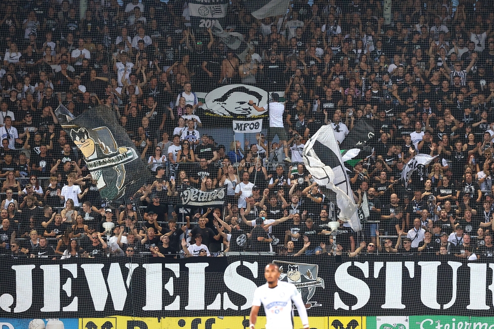 Sturm Graz - Tirol
Oesterreichische Fussball Bundesliga, 5. Runde, SK Sturm Graz - WSG Tirol, Stadion Liebenau Graz, 31.08.2024. 

Foto zeigt Fans von Sturm
