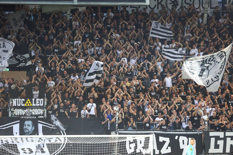 Sturm Graz - Tirol
Oesterreichische Fussball Bundesliga, 5. Runde, SK Sturm Graz - WSG Tirol, Stadion Liebenau Graz, 31.08.2024. 

Foto zeigt Fans von Sturm
