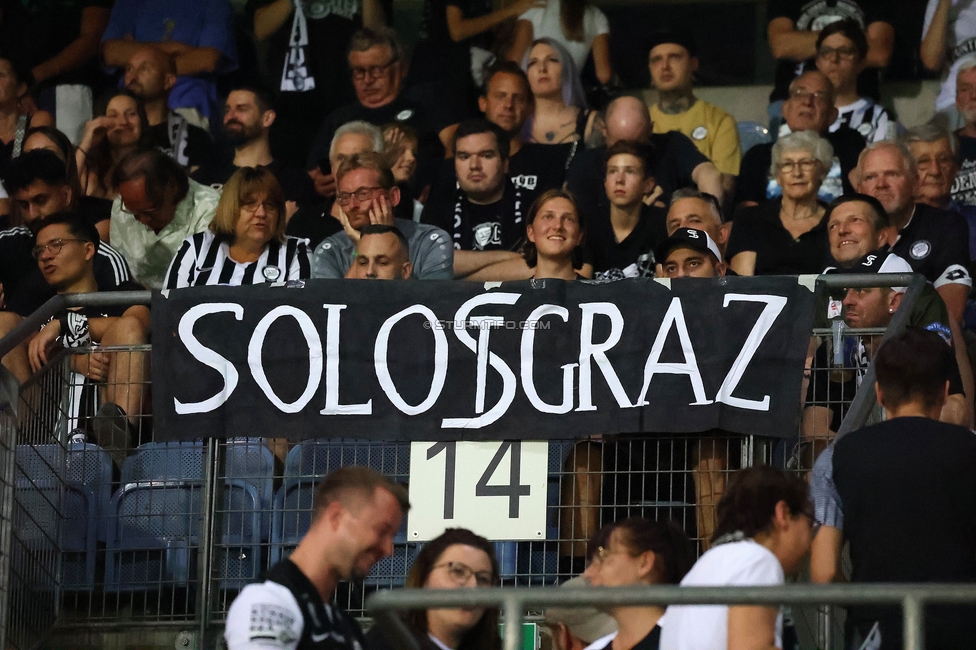 Sturm Graz - Tirol
Oesterreichische Fussball Bundesliga, 5. Runde, SK Sturm Graz - WSG Tirol, Stadion Liebenau Graz, 31.08.2024. 

Foto zeigt Fans von Sturm
