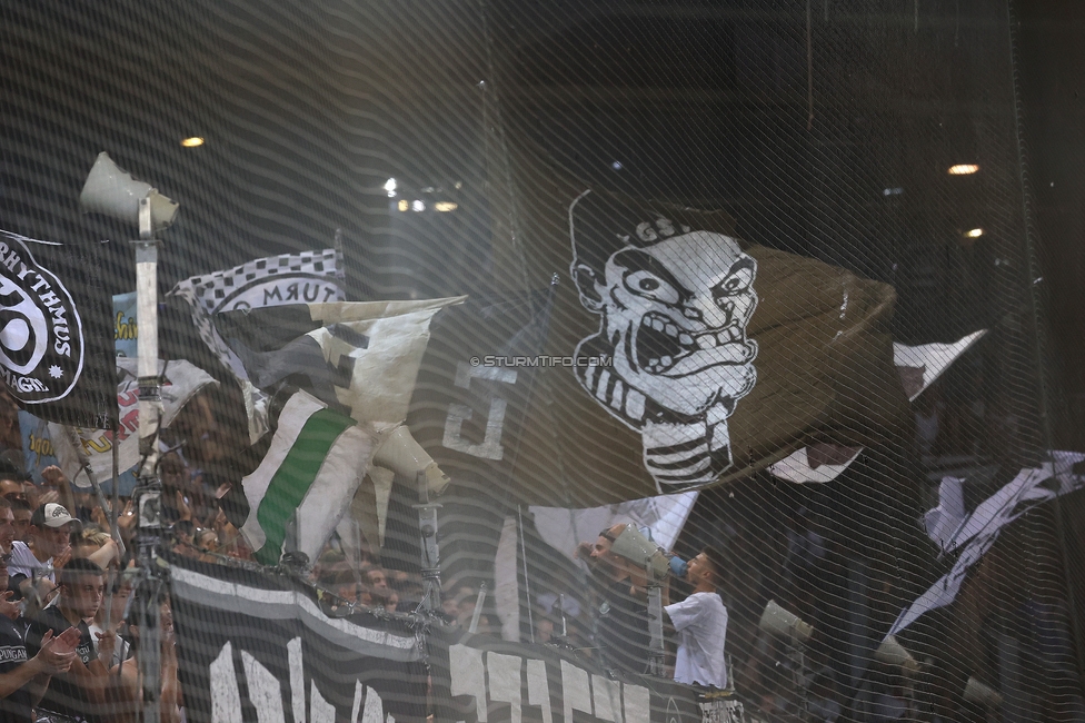 Sturm Graz - Tirol
Oesterreichische Fussball Bundesliga, 5. Runde, SK Sturm Graz - WSG Tirol, Stadion Liebenau Graz, 31.08.2024. 

Foto zeigt Fans von Sturm
