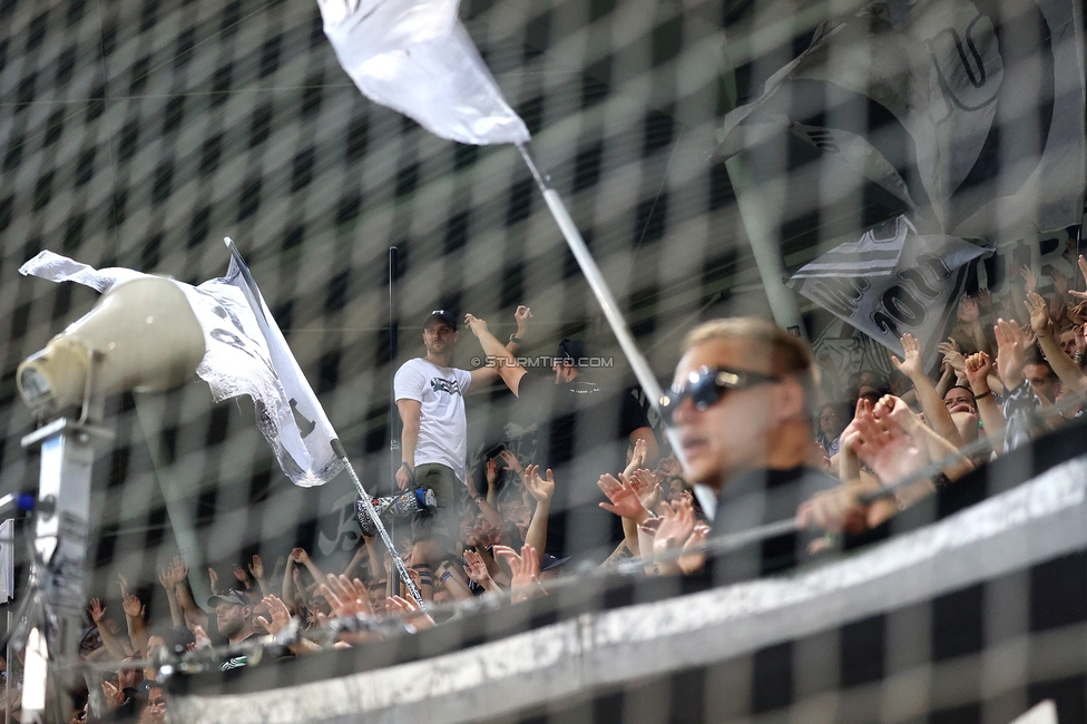 Sturm Graz - Tirol
Oesterreichische Fussball Bundesliga, 5. Runde, SK Sturm Graz - WSG Tirol, Stadion Liebenau Graz, 31.08.2024. 

Foto zeigt Fans von Sturm
