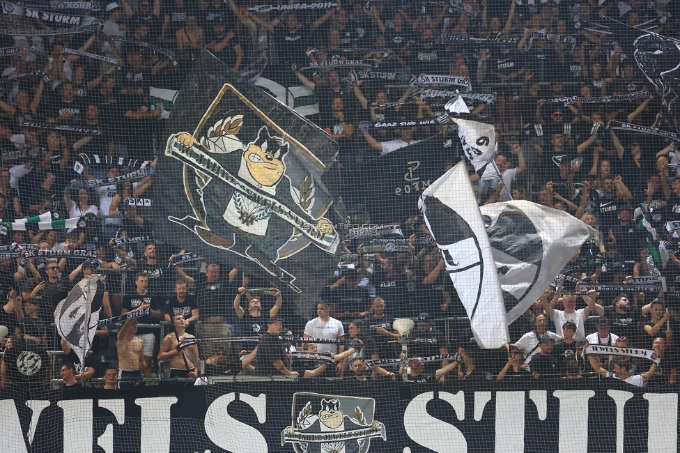 Sturm Graz - Tirol
Oesterreichische Fussball Bundesliga, 5. Runde, SK Sturm Graz - WSG Tirol, Stadion Liebenau Graz, 31.08.2024. 

Foto zeigt Fans von Sturm
