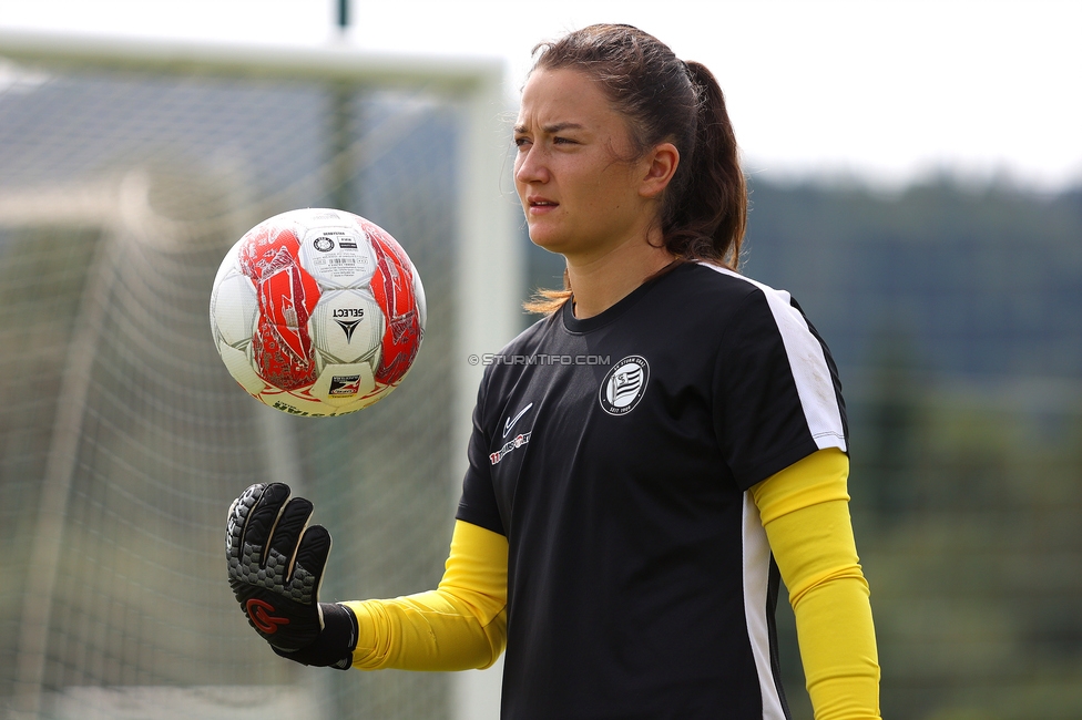 Austria Klagenfurt - Sturm Graz Damen
SPORTLAND Niederoesterreich Frauen Cup, Austria Klagenfurt - SK Sturm Graz, Sport- und Freizeitzentrum Friedlach Glanegg, 08.09.2024. 

Foto zeigt Vanessa Gritzner (Sturm Damen)
