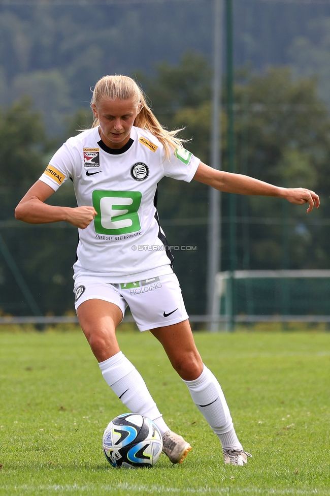 Austria Klagenfurt - Sturm Graz Damen
SPORTLAND Niederoesterreich Frauen Cup, Austria Klagenfurt - SK Sturm Graz, Sport- und Freizeitzentrum Friedlach Glanegg, 08.09.2024. 

Foto zeigt Sandra Jakobsen (Sturm Damen)
