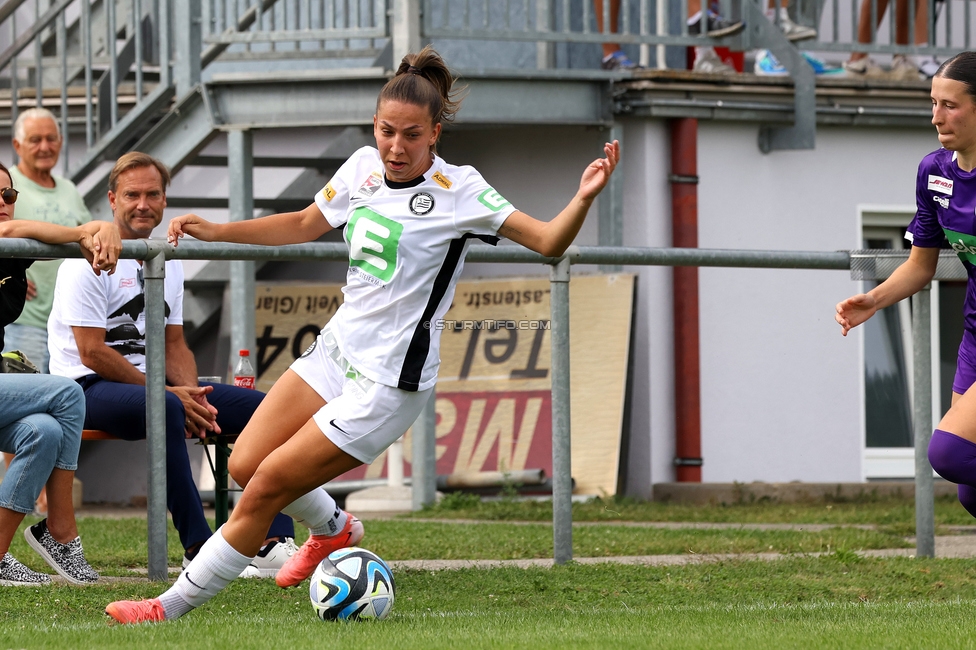 Austria Klagenfurt - Sturm Graz Damen
SPORTLAND Niederoesterreich Frauen Cup, Austria Klagenfurt - SK Sturm Graz, Sport- und Freizeitzentrum Friedlach Glanegg, 08.09.2024. 

Foto zeigt Ruzika Krajinovic (Sturm Damen)
