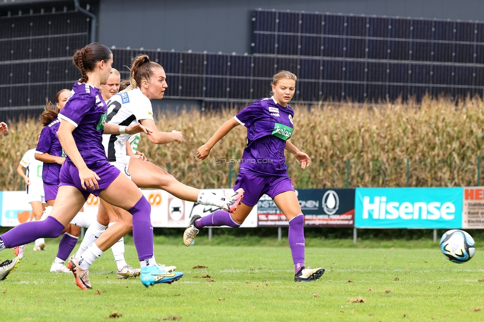 Austria Klagenfurt - Sturm Graz Damen
SPORTLAND Niederoesterreich Frauen Cup, Austria Klagenfurt - SK Sturm Graz, Sport- und Freizeitzentrum Friedlach Glanegg, 08.09.2024. 

Foto zeigt Modesta Uka (Sturm Damen)
