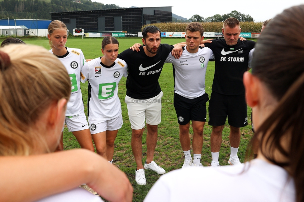 Austria Klagenfurt - Sturm Graz Damen
SPORTLAND Niederoesterreich Frauen Cup, Austria Klagenfurt - SK Sturm Graz, Sport- und Freizeitzentrum Friedlach Glanegg, 08.09.2024. 

Foto zeigt Sargon Duran (Cheftrainer Sturm Damen)
