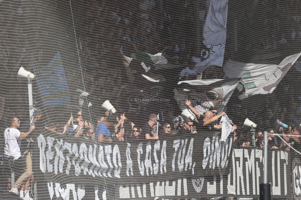 Sturm Graz - WAC
Oesterreichische Fussball Bundesliga, 6. Runde, SK Sturm Graz - Wolfsberger AC, Stadion Liebenau Graz, 22.09.2024. 

Foto zeigt Fans von Sturm mit einem Spruchband
Schlüsselwörter: pisa