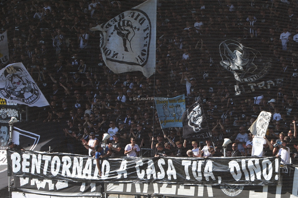 Sturm Graz - WAC
Oesterreichische Fussball Bundesliga, 6. Runde, SK Sturm Graz - Wolfsberger AC, Stadion Liebenau Graz, 22.09.2024. 

Foto zeigt Fans von Sturm mit einem Spruchband
Schlüsselwörter: pisa