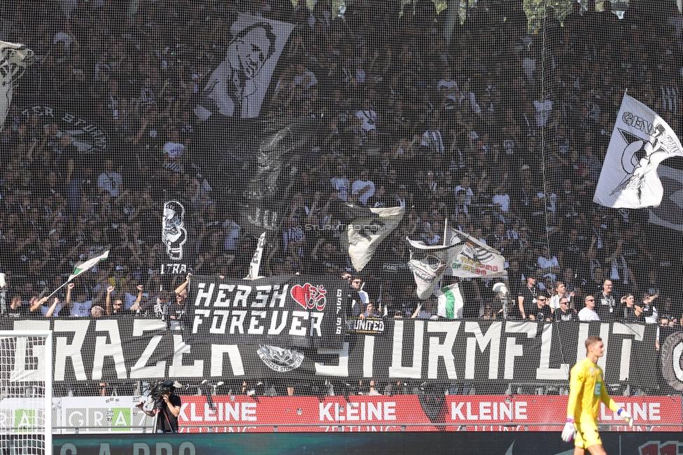 Sturm Graz - WAC
Oesterreichische Fussball Bundesliga, 6. Runde, SK Sturm Graz - Wolfsberger AC, Stadion Liebenau Graz, 22.09.2024. 

Foto zeigt Fans von Sturm mit einem Spruchband
Schlüsselwörter: hersh