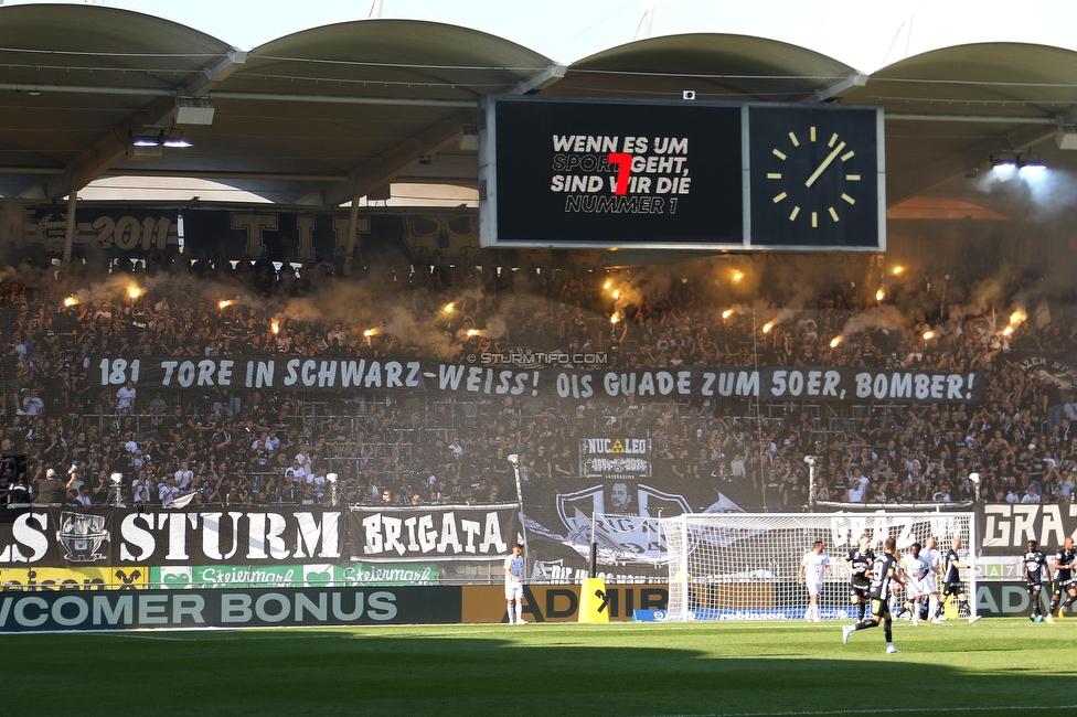 Sturm Graz - WAC
Oesterreichische Fussball Bundesliga, 6. Runde, SK Sturm Graz - Wolfsberger AC, Stadion Liebenau Graz, 22.09.2024. 

Foto zeigt Fans von Sturm mit einer Choreografie fuer Mario Haas (ehem. Spieler Sturm)
Schlüsselwörter: pyrotechnik