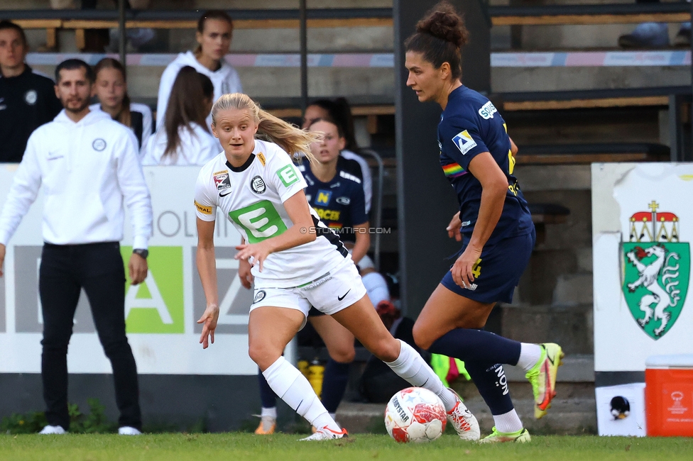 Sturm Damen - St. Poelten
OEFB Frauen Bundesliga, 4. Runde, SK Sturm Graz Damen - SKN St. Poelten, Gruabn Graz, 22.09.2024. 

Foto zeigt Sandra Jakobsen (Sturm Damen)
