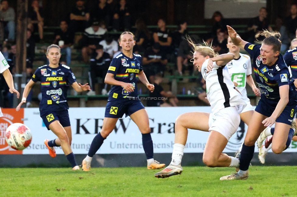 Sturm Damen - St. Poelten
OEFB Frauen Bundesliga, 4. Runde, SK Sturm Graz Damen - SKN St. Poelten, Gruabn Graz, 22.09.2024. 

Foto zeigt Elisabeth Brandl (Sturm Damen)
