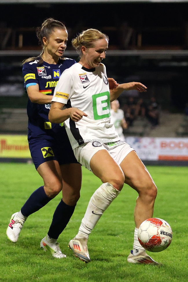 Sturm Damen - St. Poelten
OEFB Frauen Bundesliga, 4. Runde, SK Sturm Graz Damen - SKN St. Poelten, Gruabn Graz, 22.09.2024. 

Foto zeigt Elisabeth Brandl (Sturm Damen)
