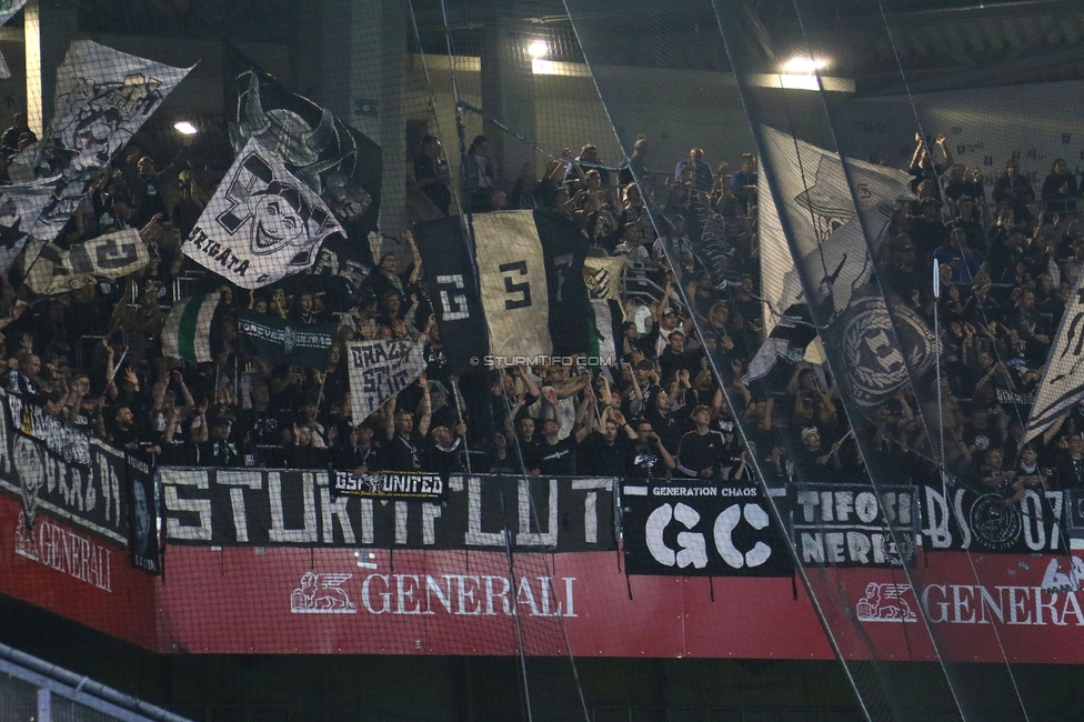 Austria Wien - Sturm Graz
Oesterreichische Fussball Bundesliga, 7. Runde, FK Austria Wien - SK Sturm Graz, Generali Arena Wien, 25.09.2024. 

Foto zeigt Fans von Sturm
