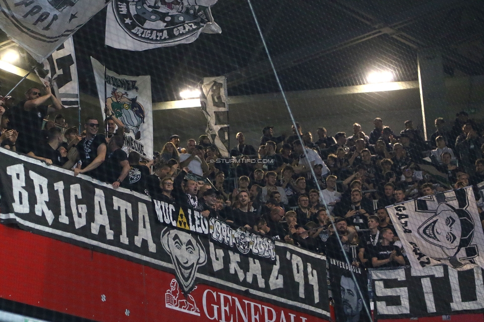 Austria Wien - Sturm Graz
Oesterreichische Fussball Bundesliga, 7. Runde, FK Austria Wien - SK Sturm Graz, Generali Arena Wien, 25.09.2024. 

Foto zeigt Fans von Sturm
