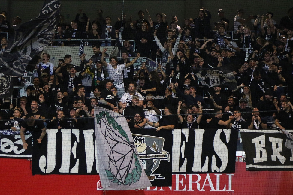 Austria Wien - Sturm Graz
Oesterreichische Fussball Bundesliga, 7. Runde, FK Austria Wien - SK Sturm Graz, Generali Arena Wien, 25.09.2024. 

Foto zeigt Fans von Sturm
