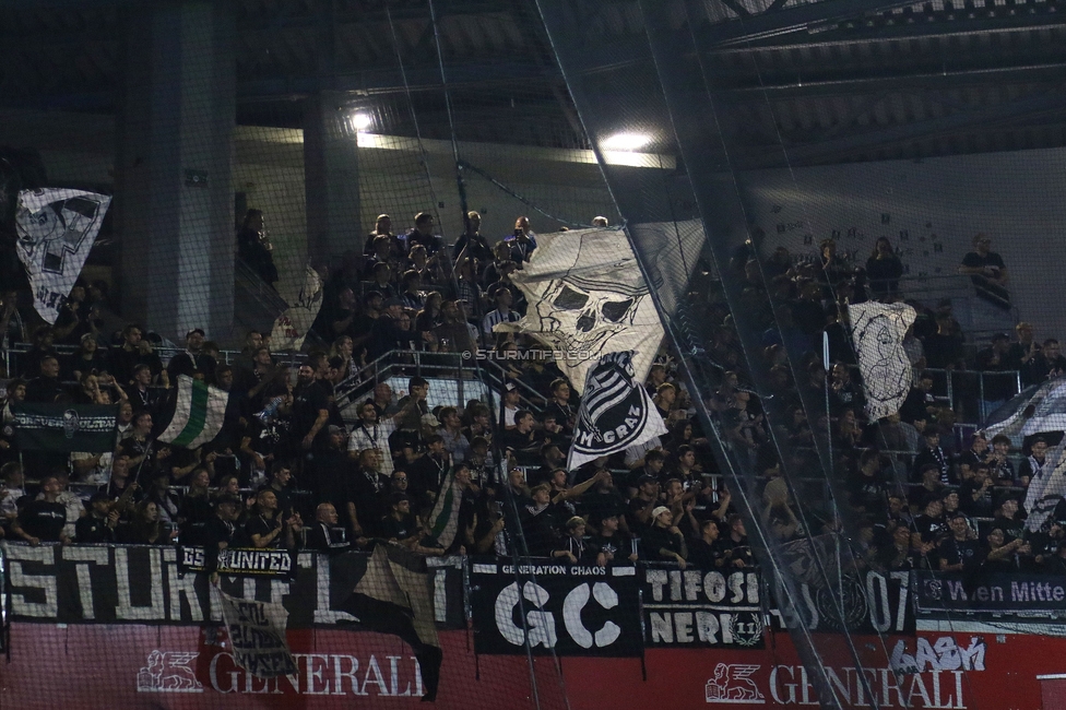 Austria Wien - Sturm Graz
Oesterreichische Fussball Bundesliga, 7. Runde, FK Austria Wien - SK Sturm Graz, Generali Arena Wien, 25.09.2024. 

Foto zeigt Fans von Sturm
