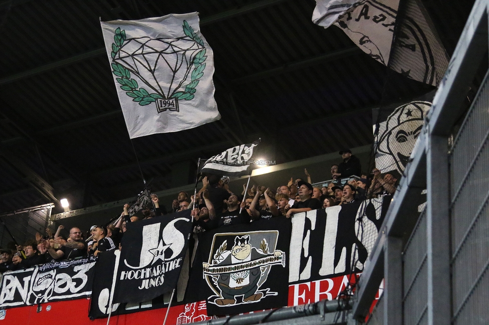 Austria Wien - Sturm Graz
Oesterreichische Fussball Bundesliga, 7. Runde, FK Austria Wien - SK Sturm Graz, Generali Arena Wien, 25.09.2024. 

Foto zeigt Fans von Sturm
