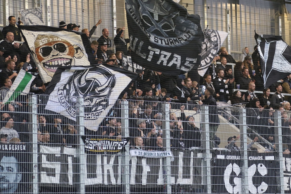 Blau-Weiss Linz - Sturm Graz
Oesterreichische Fussball Bundesliga, 8. Runde, FC Blau-Weiss Linz - SK Sturm Graz, Donauparkstadion Linz, 28.09.2024. 

Foto zeigt Fans von Sturm
Schlüsselwörter: sturmflut