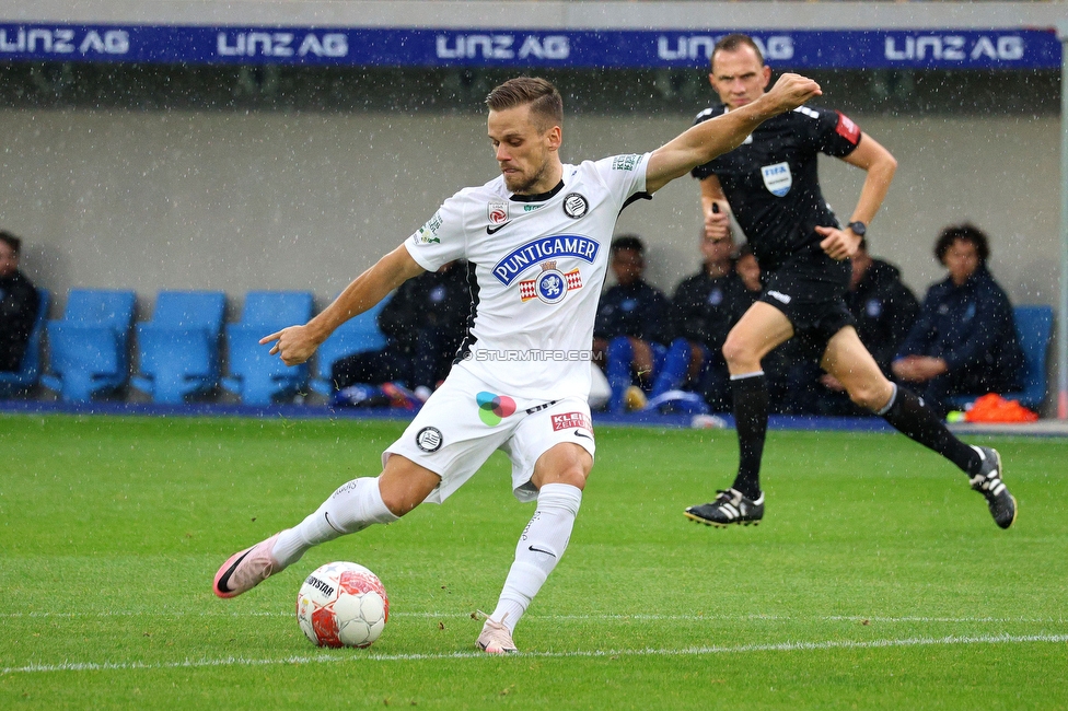 Blau-Weiss Linz - Sturm Graz
Oesterreichische Fussball Bundesliga, 8. Runde, FC Blau-Weiss Linz - SK Sturm Graz, Donauparkstadion Linz, 28.09.2024. 

Foto zeigt Tomi Horvat (Sturm)
