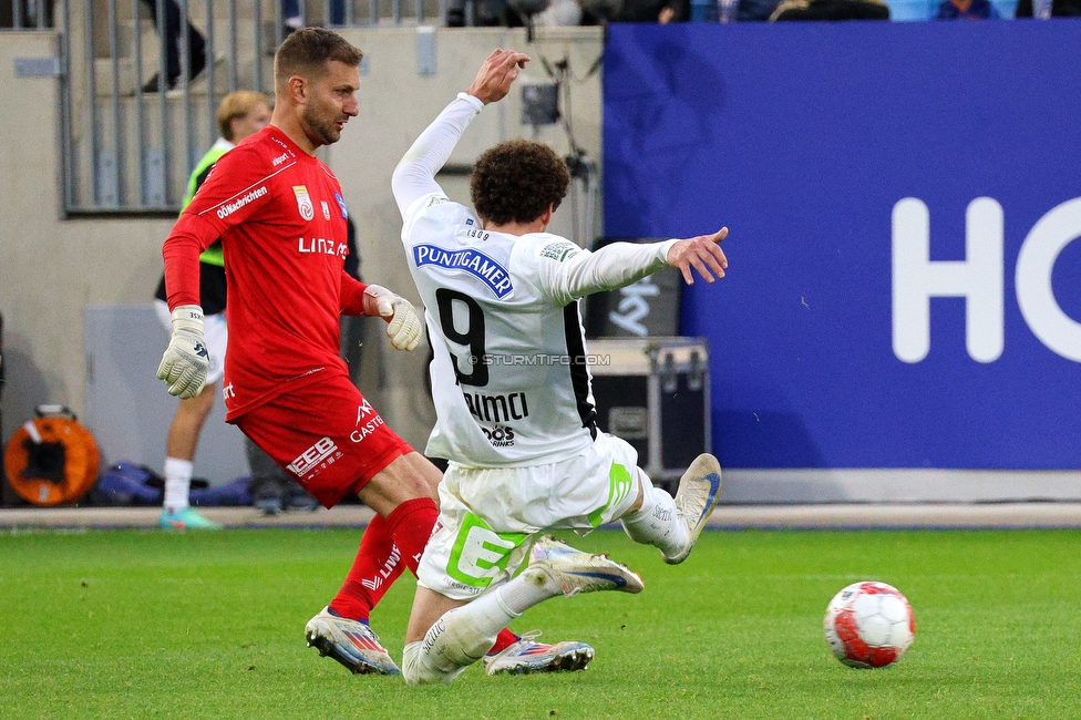 Blau-Weiss Linz - Sturm Graz
Oesterreichische Fussball Bundesliga, 8. Runde, FC Blau-Weiss Linz - SK Sturm Graz, Donauparkstadion Linz, 28.09.2024. 

Foto zeigt Erencan Yardimci (Sturm)
